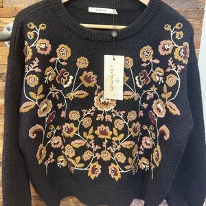 Summum Embroidered Sweater